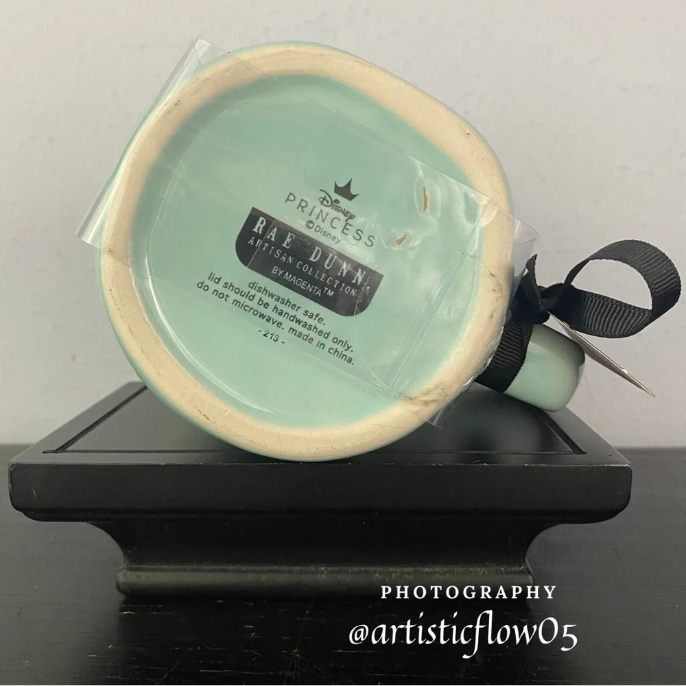 NEW! Rae Dunn Disney Part Of Your World Cup with Seashell Topper Little Mermaid - Picture 4 of 4